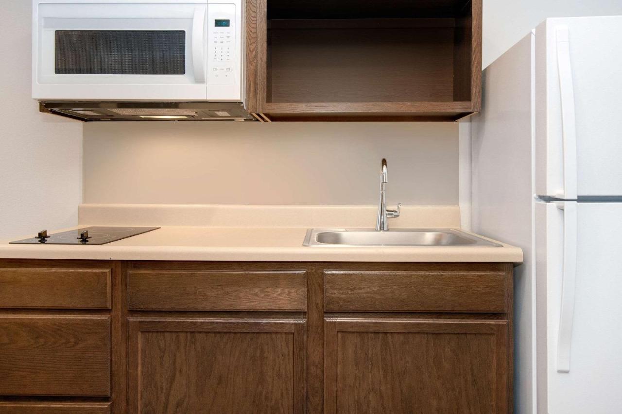 Woodspring Suites Carol Stream - Chicago Bagian luar foto